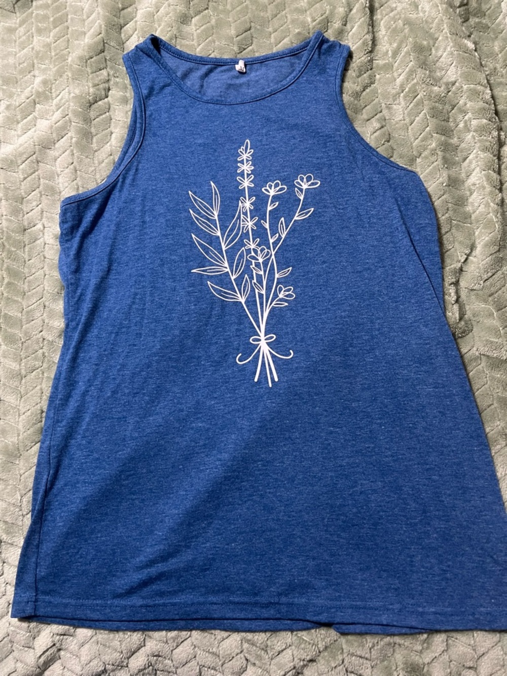 🌻Blue Floral Graphic Tank Top🌻